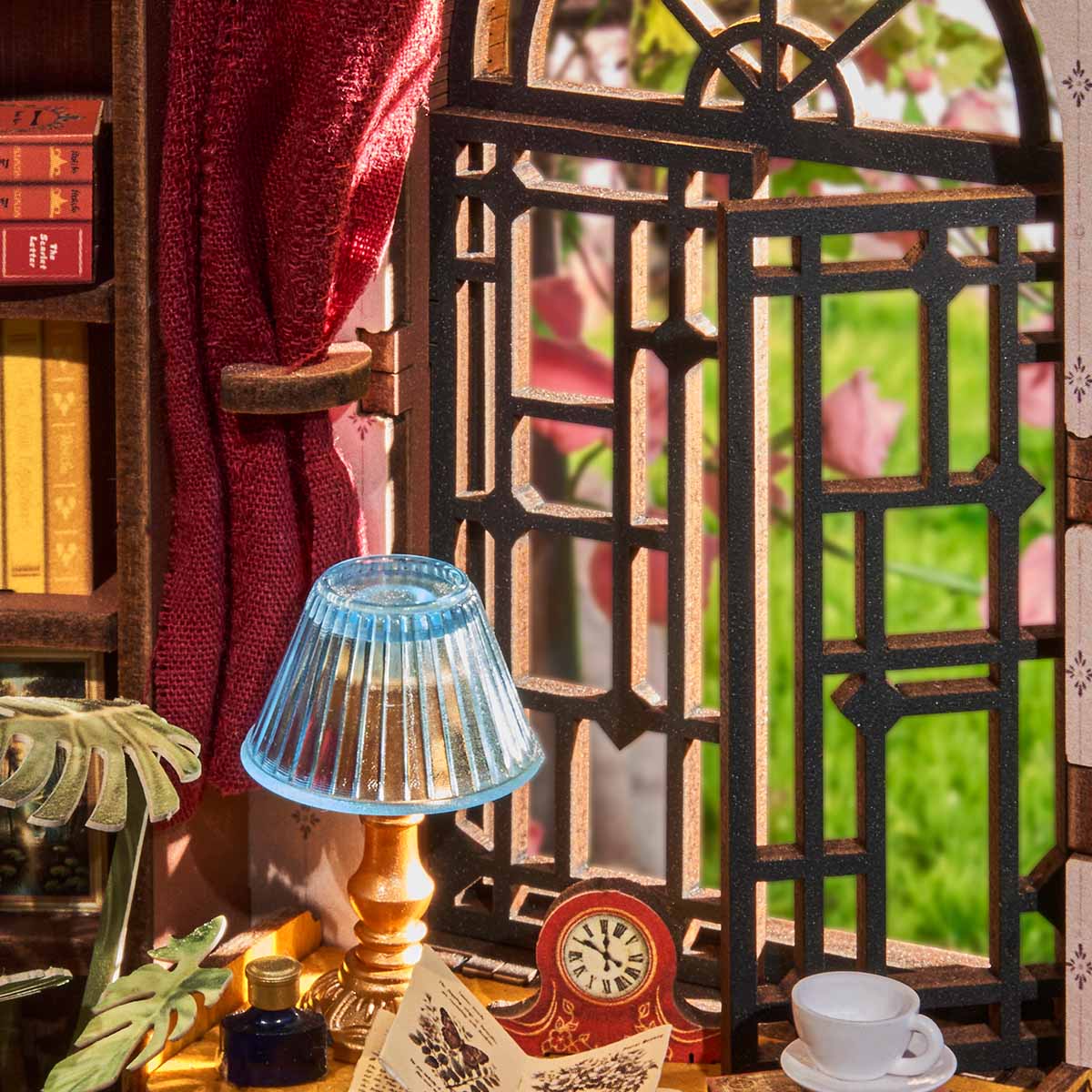Rolife Silent Corner Study
