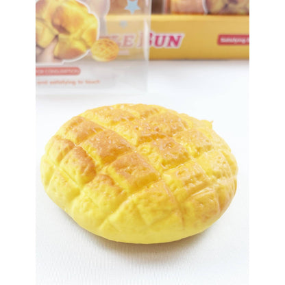 Pineapple Bun Crunchy Squeeze Toy: ONE