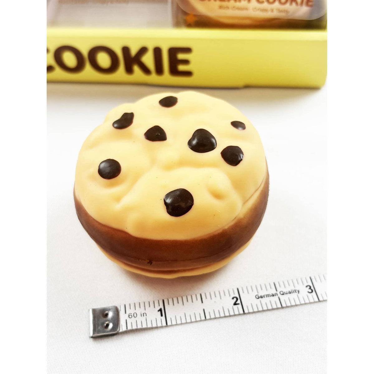 Crunchy Cream Cookie Squishy: ONE / ONE(12)