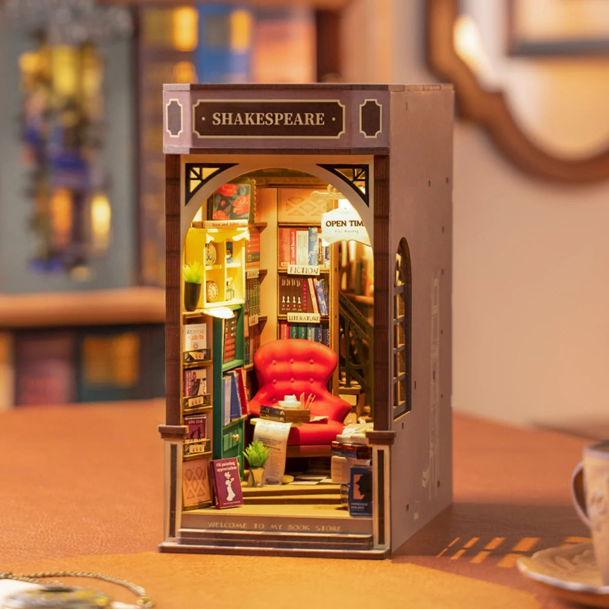 Rolife Book Store