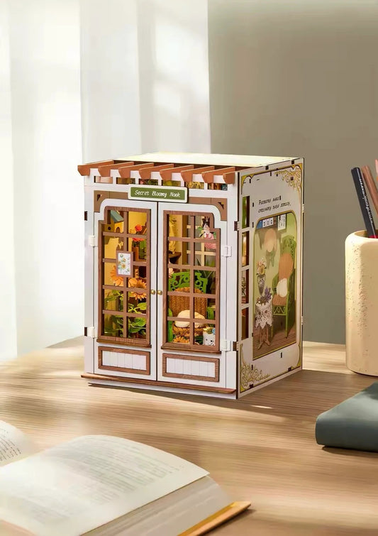 Rolife Secret Bloomy Nook